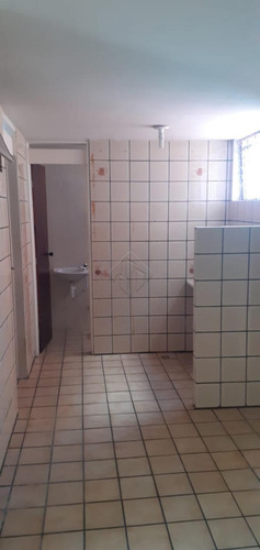 Imagem 7 de 10 de Apartamentos - Ref: V315