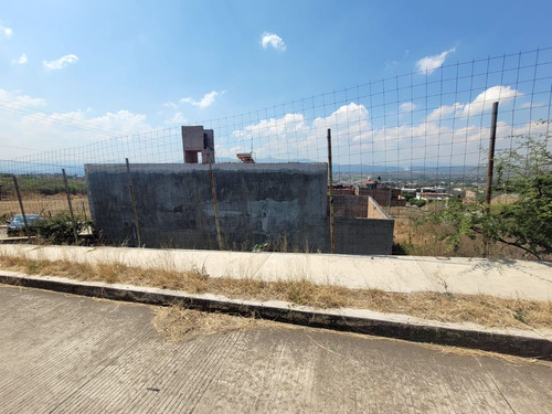 Se Vende Terreno Col. Jardines De La Aurora