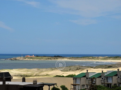Imagen 14 de 17 de El Tridente Apto. 2 En Punta Del Diablo
