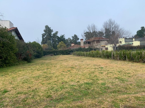 Imagen 4 de 11 de Terreno Barrio Country Club Muy Buena Ubicacion Uf 445