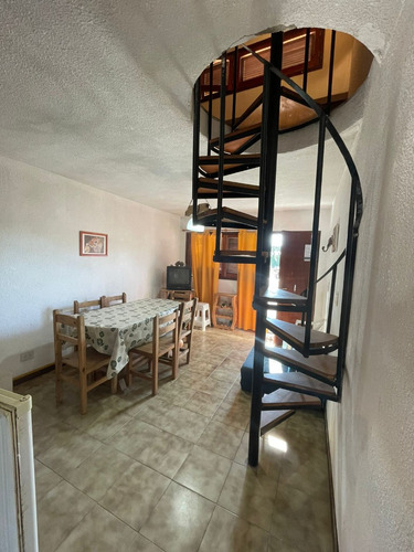 Departamento 3 Ambientes, Gas Natural, Cochera, Balcon