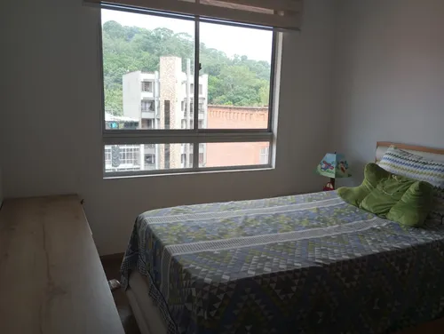 Apartamento En Venta En Conquistadores. Cod V11958