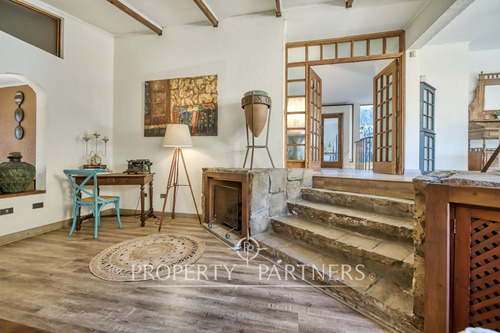 Hermosa, Amplia Y En Condominio. Casa En Venta Cer...