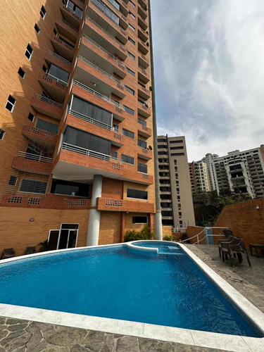 Apartamento Con Planta 100% En Venta En El Bosque, Risb - At