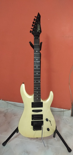 Fender Squier Superstrat Hsh