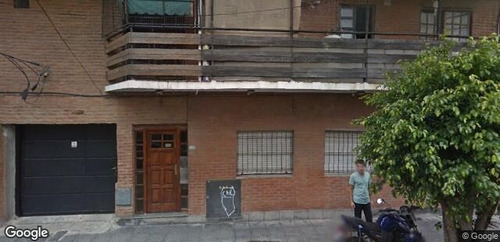 Departamento En Santos Luigares, 3 Dormitorios, Cocina Comedor, Living Comedor, 2 Baños (1 En Suite), 2 Balcones, A 4 Cuadras De La Estacion De Lourdes. F: 4471