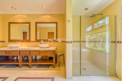 Casa En Venta 8 Ambientes En Barrio Privado Loma Escondida, Open Door