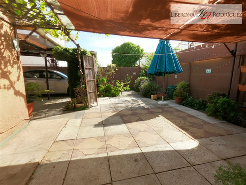 Casa En Venta De 3 Dorm. En Quilpué
