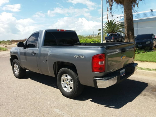 Imagen 2 de 14 de Chevrolet Silverado Lt 4x4