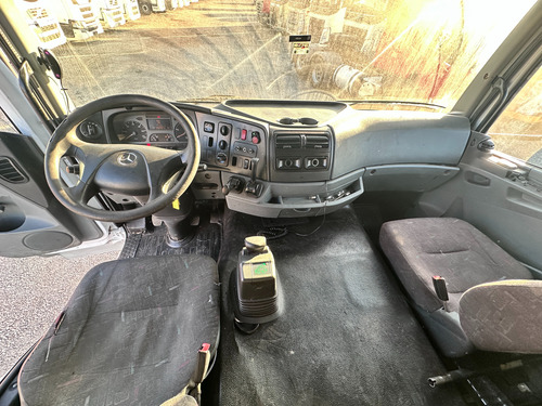 Axor 2035 Trucado