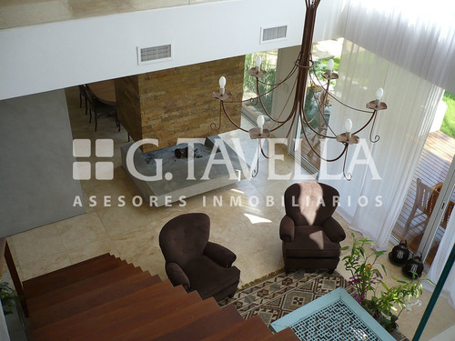 Imagen 10 de 15 de Casa En Venta En Parque Leloir