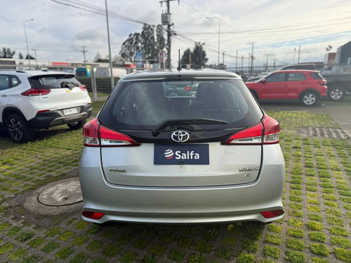 Toyota Yaris 1.5 SPORT GL E 4X2 HB MT 5P
