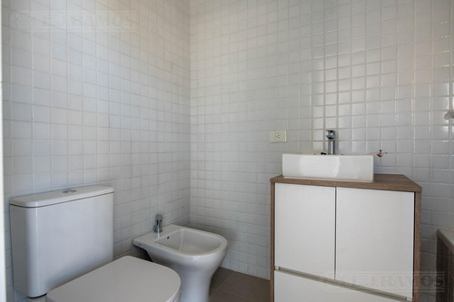 Departamento En Venta Al Lago, Residencias Del Lago, Puertos / Escobar