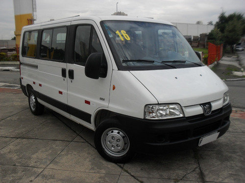 Peugeot Boxer 2.3 15 Lugares Completa 2016