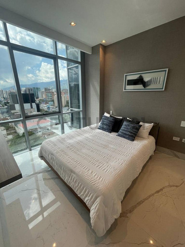 Venta De Apartamento De Lujo Con Financiamiento En Torre Sky Park, Las Mercedes
