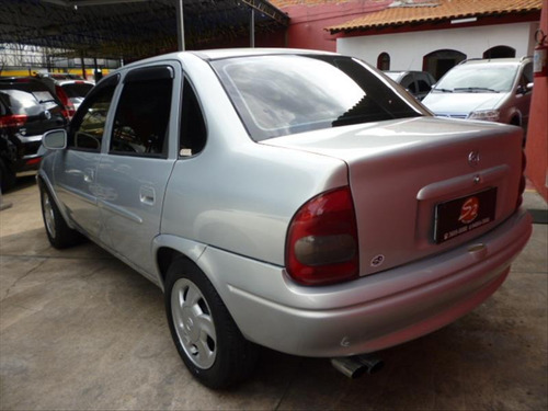 Chevrolet Corsa 1.0 Mpfi Milenium Ii Sedan 16v