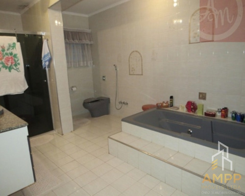 Imagem 9 de 13 de Casas - Residencial - 254