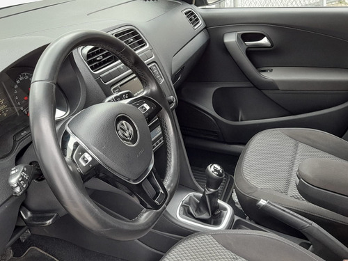 Imagen 11 de 14 de Volkswagen Vento 2019 1.6 Highline Mt