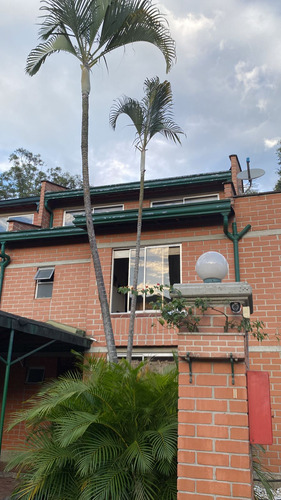 Casa Unifamiliar Para La Venta En La Mota Medellín 
