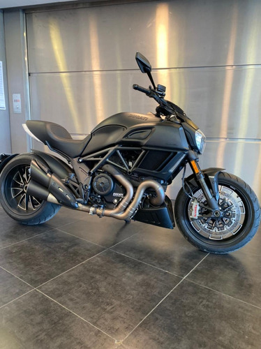 Ducati Diavel Dark 2018 - Excelente Unidad!