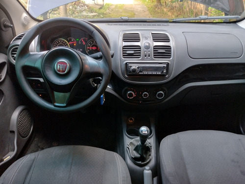 Imagem 12 de 15 de Fiat Grand Siena 2018 1.0 Attractive Flex 4p