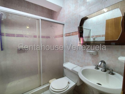 Jip 25-16948. Renta House Alquila Hermoso Apartamento De 168 Mts2, 4 Hab, 3 Baños, Gimnasio, Planta Electrica Parcial Y Mucho Mas. Urb El Bosque Maracay.