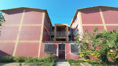 Selena Pacheco/ Apartamento En  Venta En  Zona Oeste, Barquisimeto  Lara, Venezuela.  3 Dormitorios  1 Baños  62.7 M² 