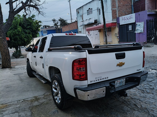 Chevrolet Silverado Crew Cab 4x2 Automática 8 Cil