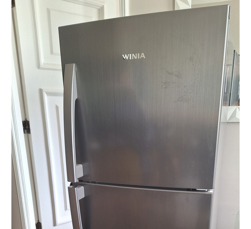Refrigerador Winia 2 Puertas , Completo Con Sus Respectivos