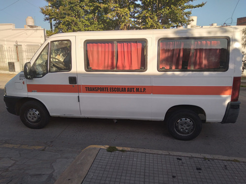 Peugeot Boxer 2.8 330m Combi Hdi Conf Larga