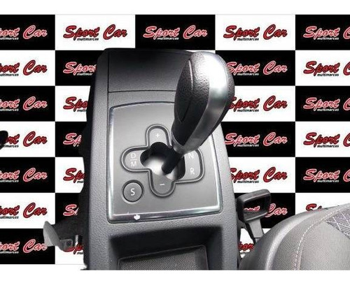 Imagem 5 de 15 de Volkswagen Polo Sedan 1.6 Mi Comfortline 8v Flex 4p