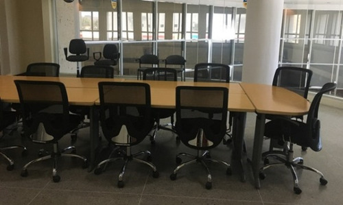 Imagen 14 de 21 de En Moderno Edificio Av. Municipal Puerto La Cruz, Alquilo Oficinas Equipadas De Distintos Metrajes