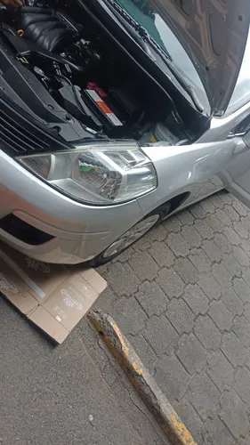 Nissan Tiida 1.8