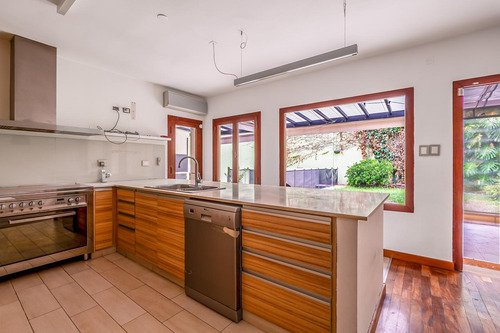 Excelente Casa - 5 Amb - Piscina - Parrilla - Suite - Belgrano R
