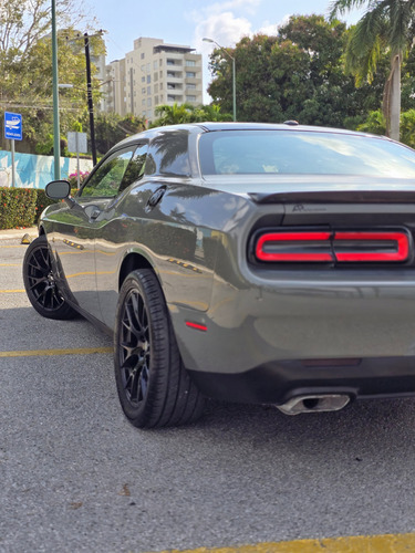 Dodge Challenger Rt Hemi 5.7