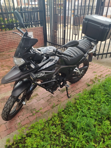 Akt Adventur 250