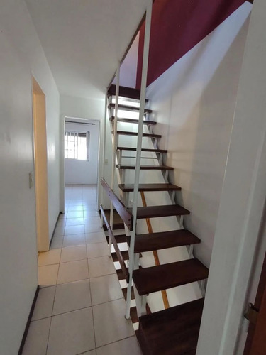 Triplex 4 Ambientes En Venta Muñiz - Patio Cochera Apto Credito