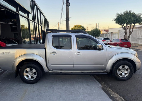 Nissan Frontier Frontier LE CD 4x4 2.5 TB Diesel Mec.
