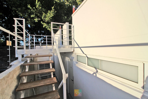 Venta 4 Monoambientes Con Renta 6% En Tres Cruces
