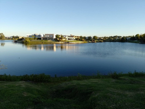 Imagen 2 de 10 de Hermoso Lote Al Agua En San Matias