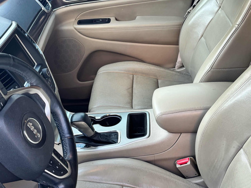 Jeep Grand Cherokee 3.6 Limited Lujo 4x2 Mt