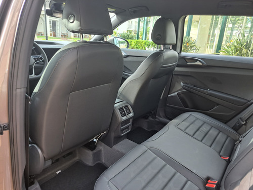 Volkswagen Taos 1.4 250 Tsi Total Flex Highline Automático