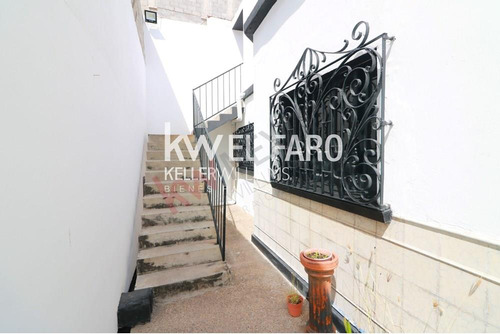 Casa De Los Cisnes En Venta En Aquiles Serdán A Una Cuadra De La Playa.