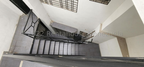Imagen 18 de 28 de Sabana Grande Edifico Dde Oportunidad Listo Para La Venta.. Locales Comerciales Y Oficinas Con Su Baño..! Carlos Zambrano 0424 283 6665 Codigo: Mls #23-4780