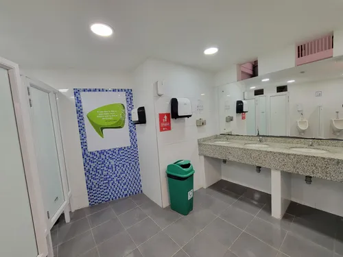 Edificio En Venta En Granada. Cod V10880