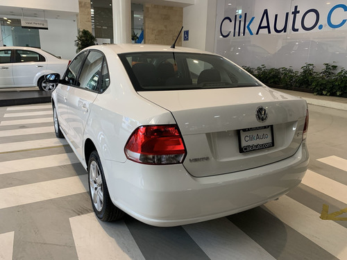 Imagen 8 de 15 de Volkswagen Vento 2014 1.6 Style Mt