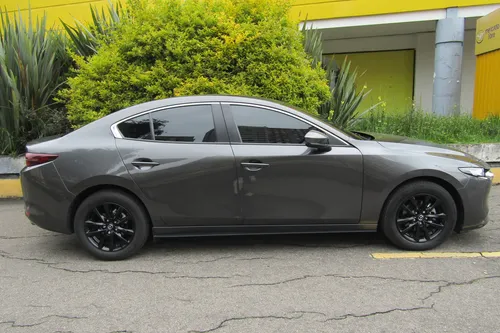 Mazda 3 2.0 Touring Tp