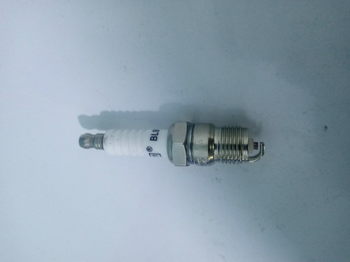 Bujia Bl9y Sparkplug Chevete Monza Century Blazer Malibu..