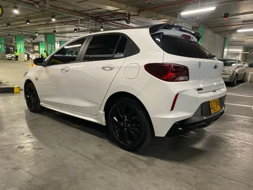 Chevrolet Onix 1.0T Rs Mt