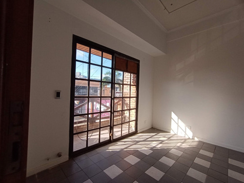 Oficina En Pilar Centro